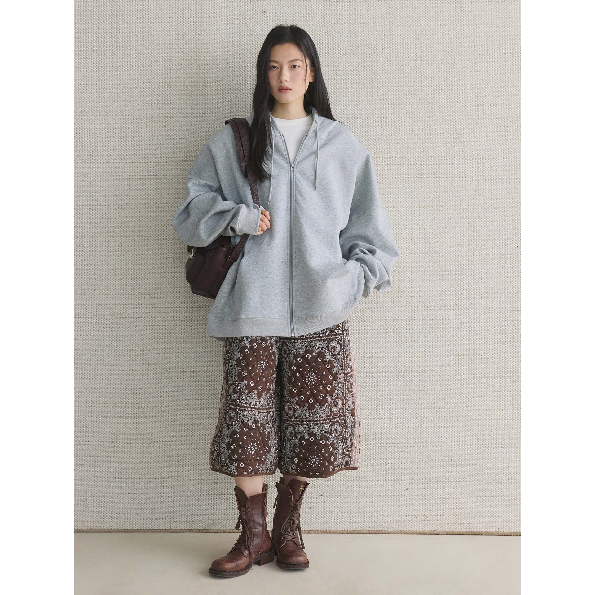Women's Oversize Zip Hoodie made of heavy cotton fleece with concealed zipper Chichicherry