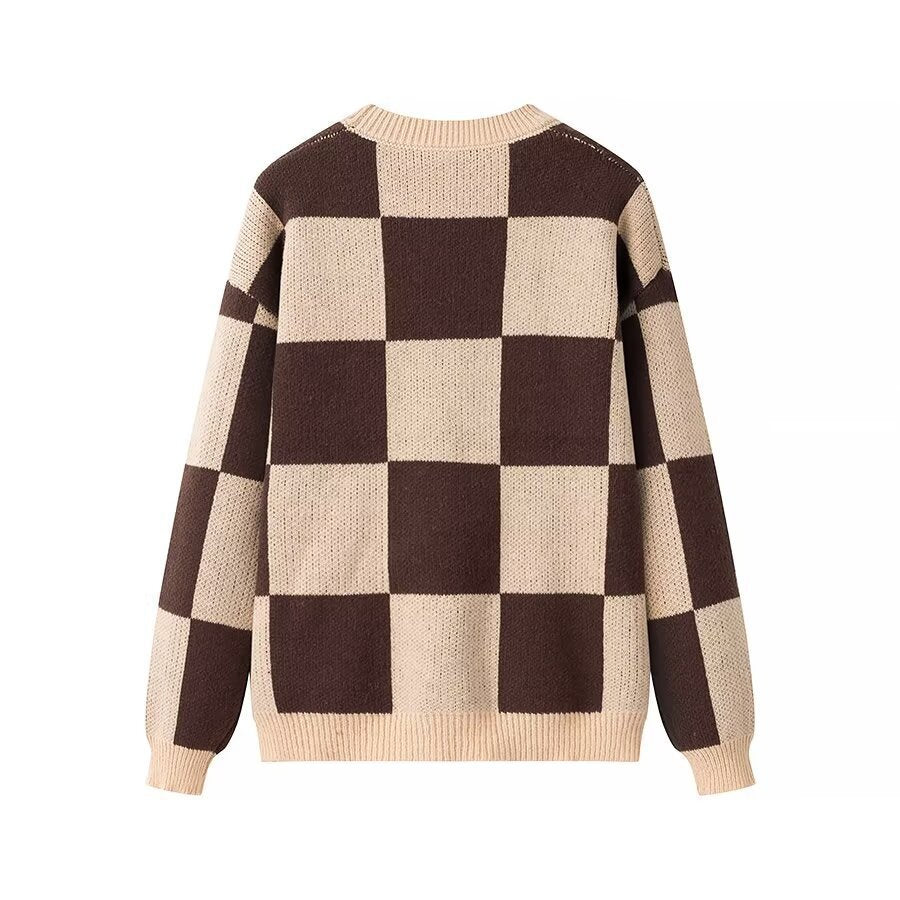Women's Oversize Knit Sweater with Large Check Pattern and Ribbed Hem Chichicherry