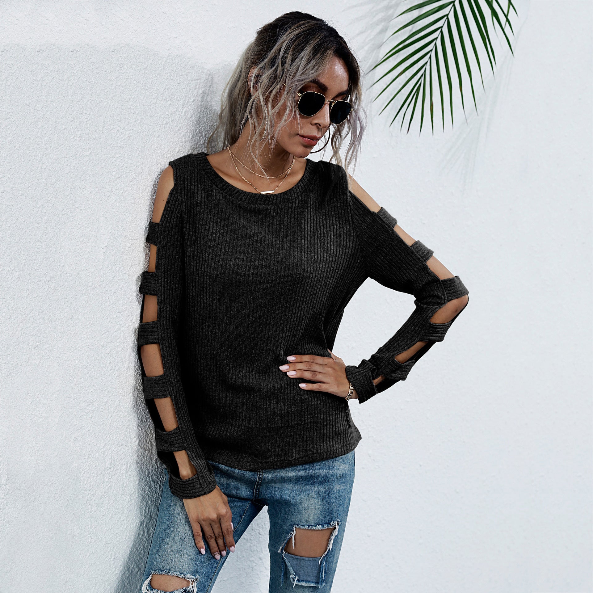 Women's ribbed knit sweater with cut-out sleeves and shoulder cutouts Chichicherry