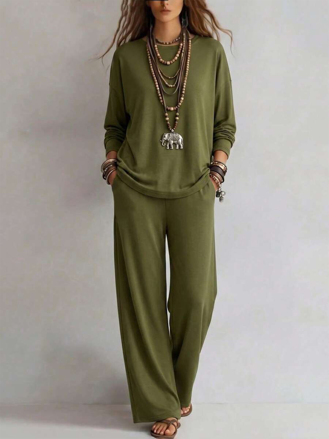 Women's lounge set made of viscose blend with oversized long sleeve and palazzo wide trousers Chichicherry