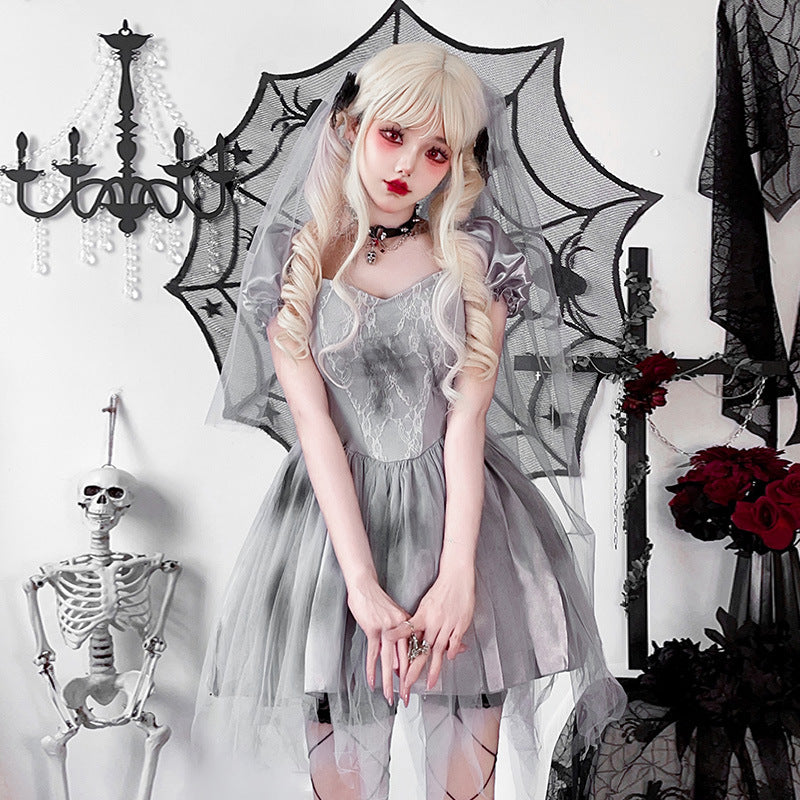 Women Gothic Wedding Dress with Tulle and Lace Decorations Chichicherry