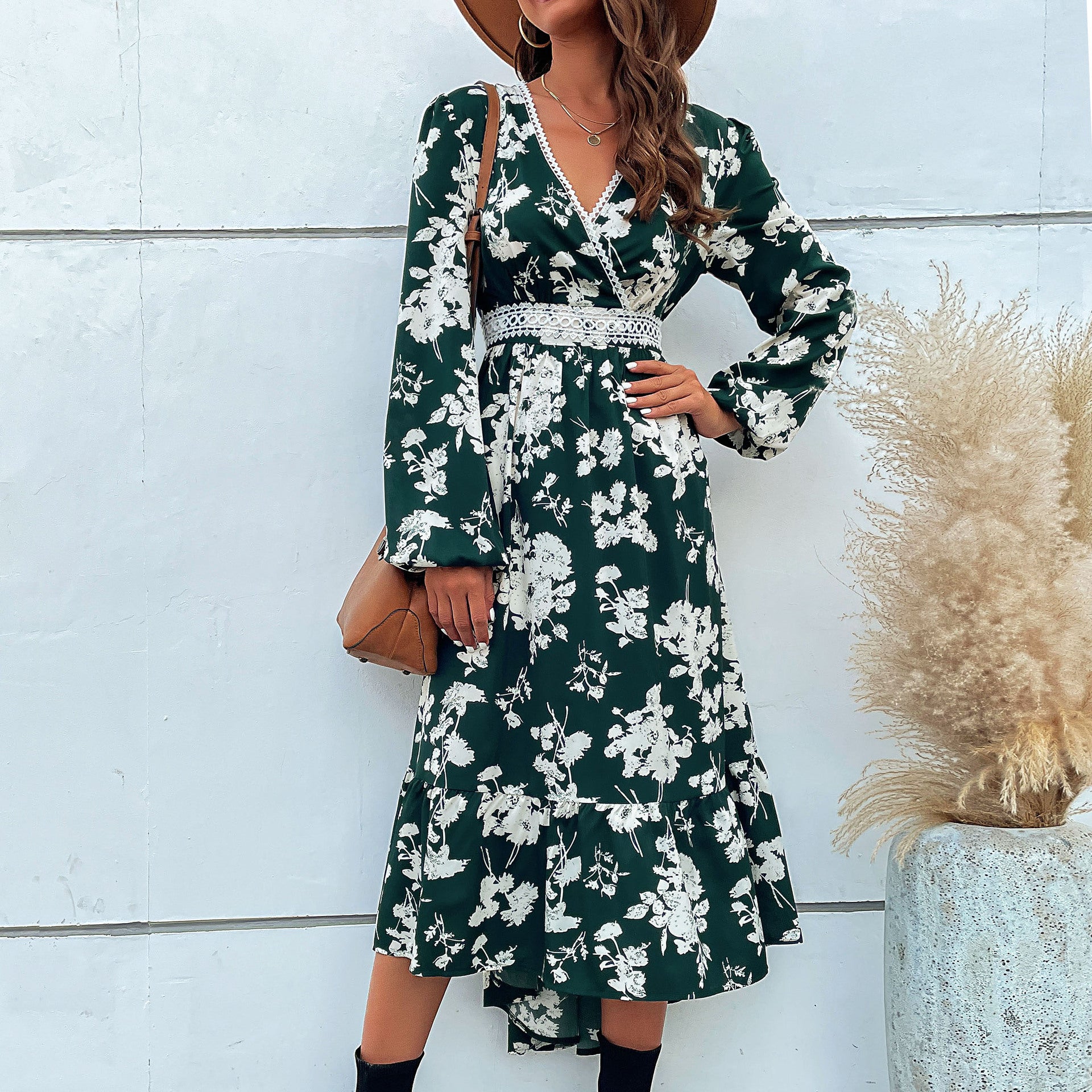 Women's Floral Midi Dress with V-Neck, Lace Trim and Waist-Defining Wrap Look Chichicherry