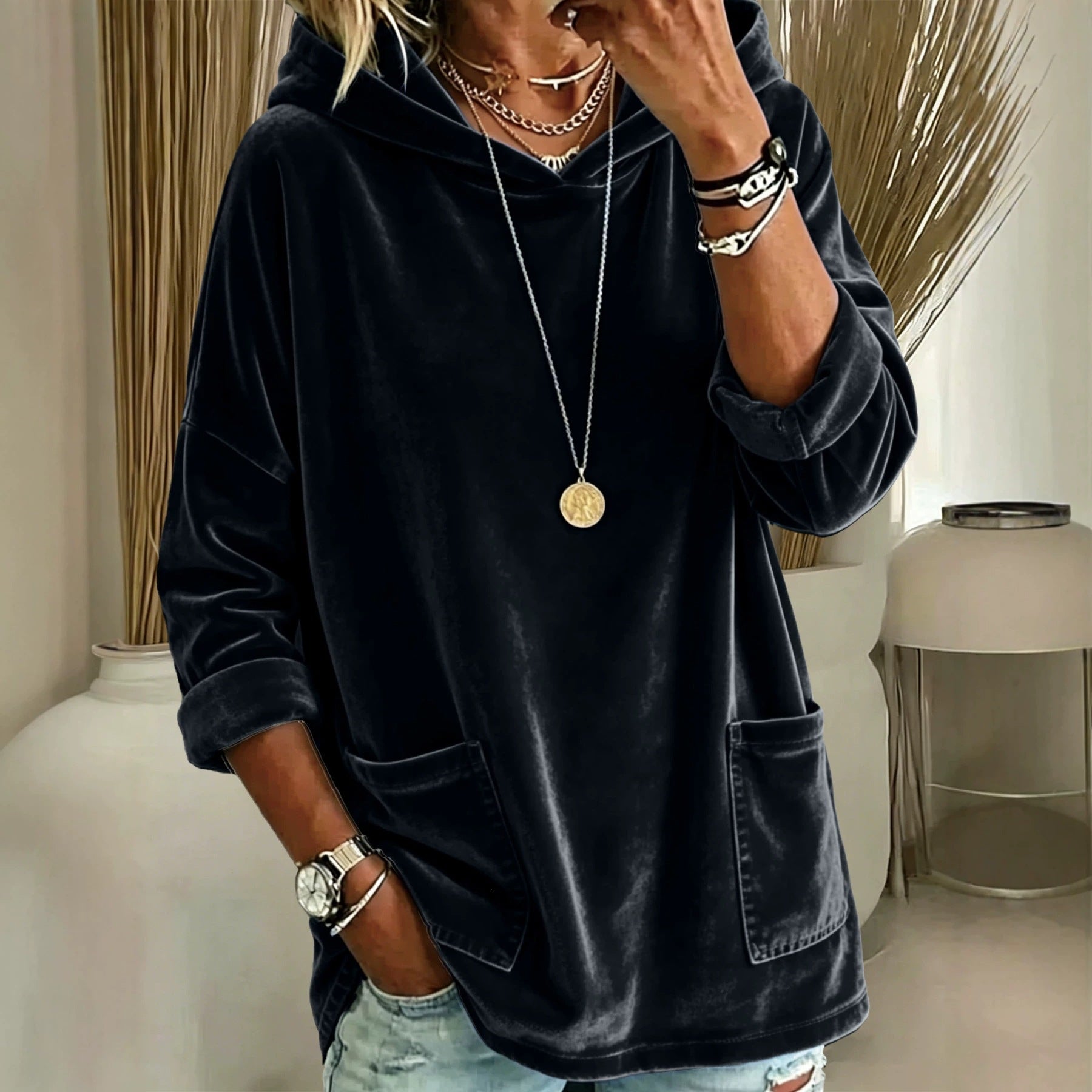 Women's Oversize Velvet Hoodie with Wide Hood, Kangaroo Pockets and Relaxed Silhouette
