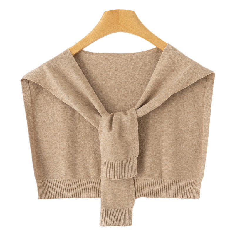 Women's knitted wrap as a shoulder warmer with BindChichicherryand Chichicherry