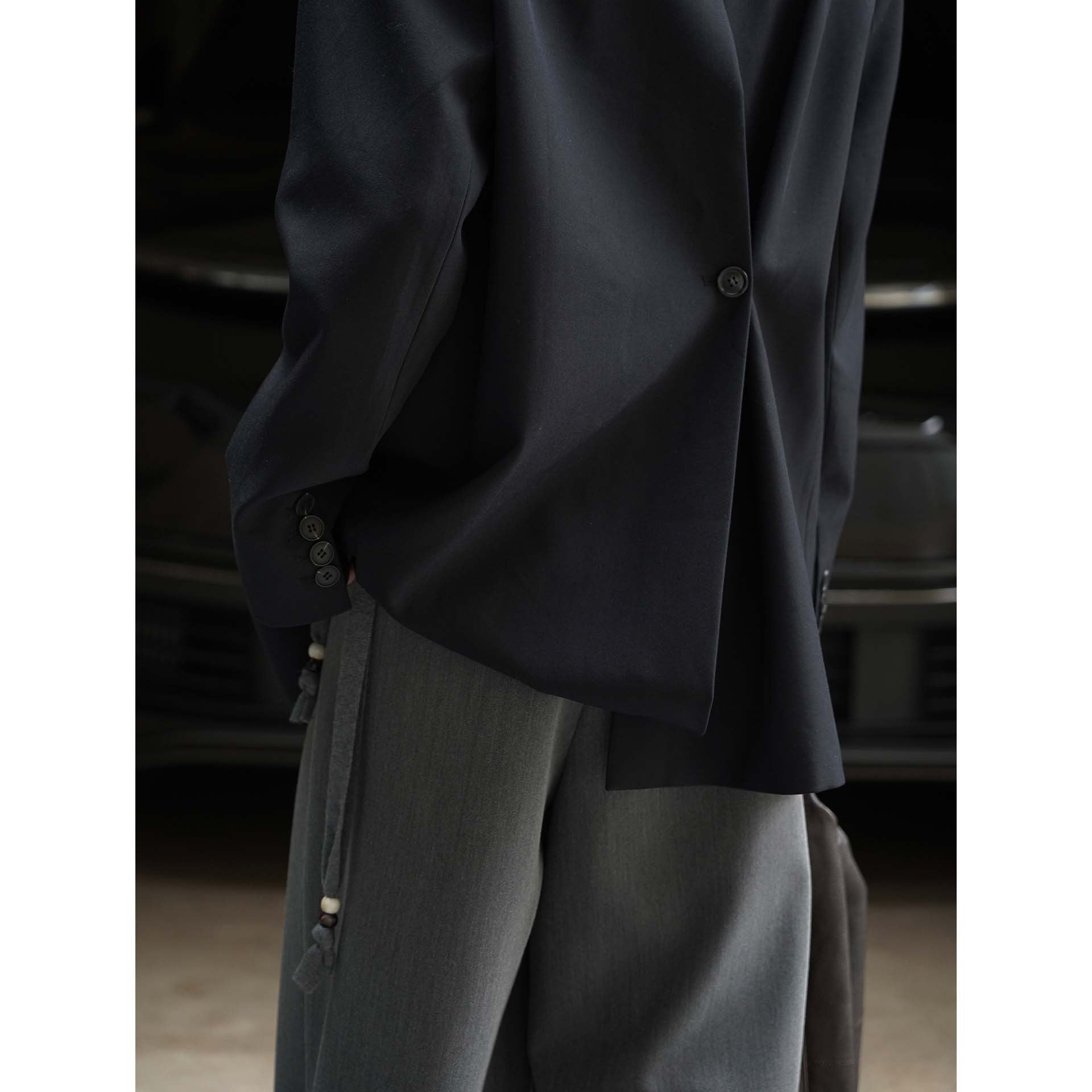 Women's Boxy Blazer with Extended Back and Concealed Single-Button Front Chichicherry