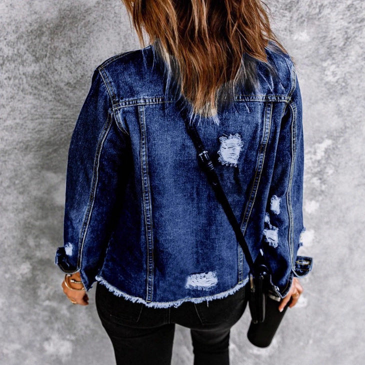 Women's Waist-Cinched Denim Trucker Jacket with Light Destroyed Effect and Fringed Hem Chichicherry