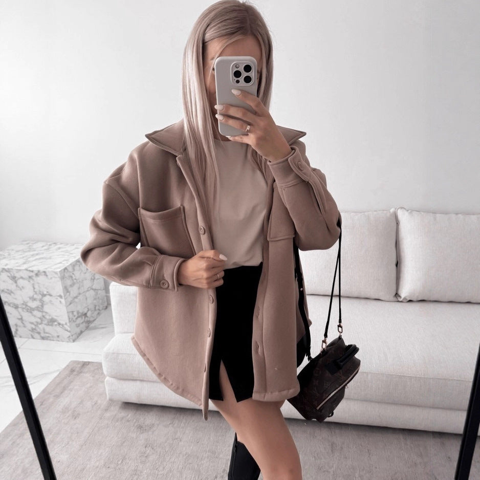 Damen Oversized Hemdjacke Shacket aus weichem Wollmix mit aufgesetzten Brusttaschen Chichicherry
