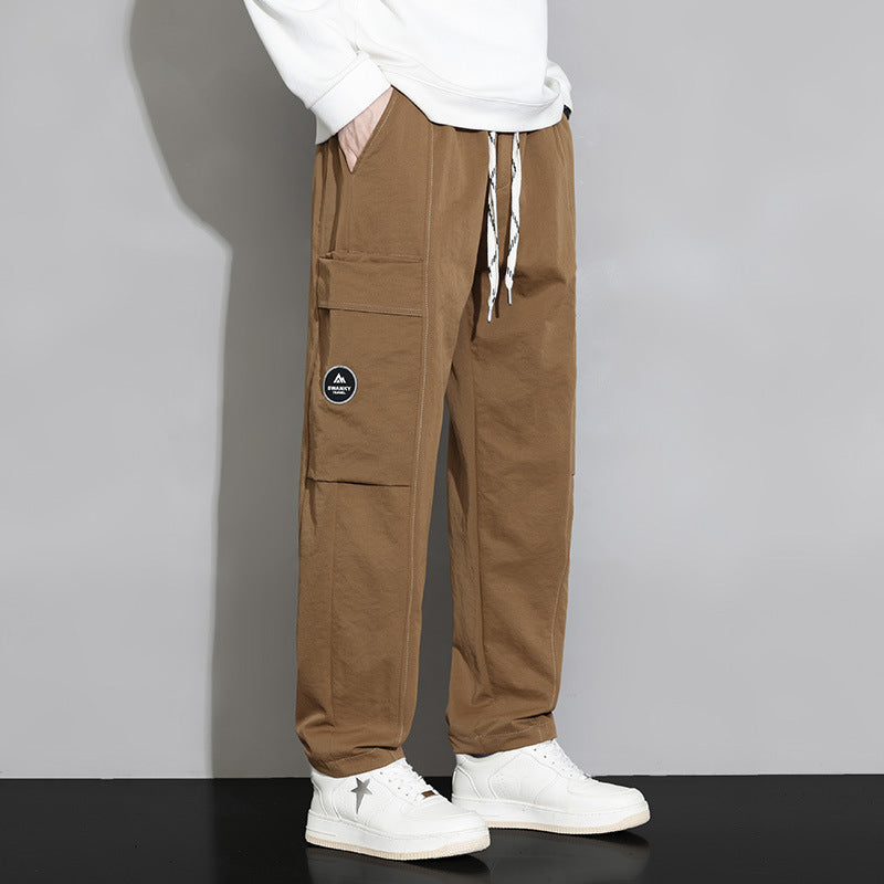 Men's loose-fitting cargo joggers with large flap pocket and drawstring Chichicherry