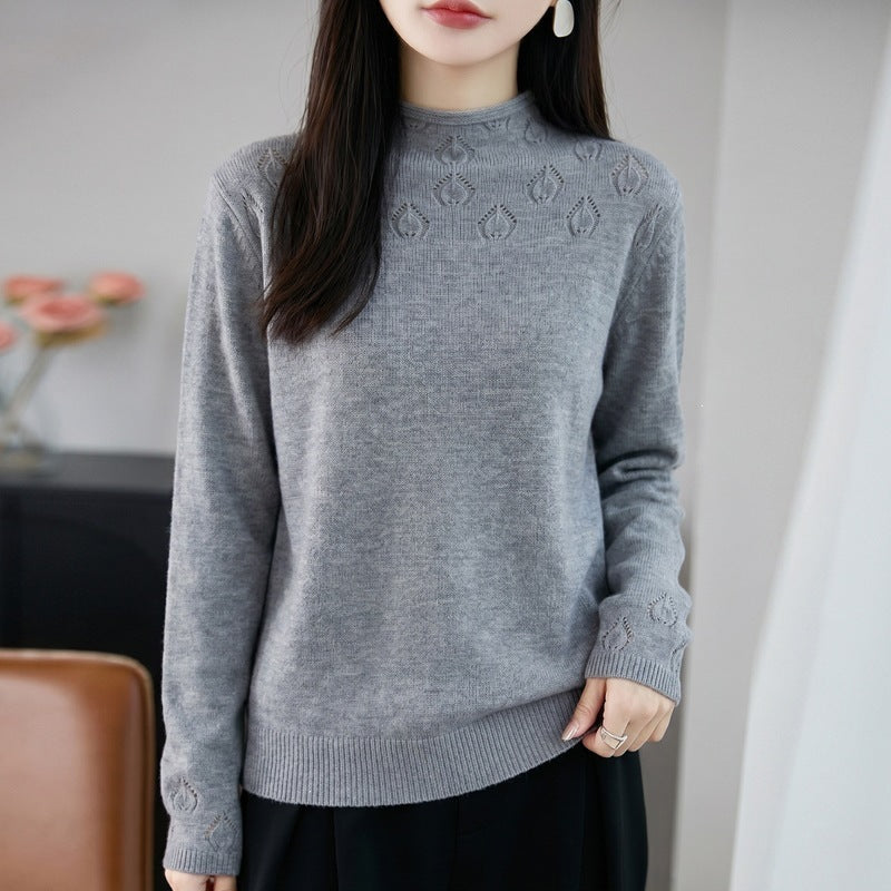 Ladies short roll-neck pullover made of fine knit with lace yoke and ribbed hem Chichicherry