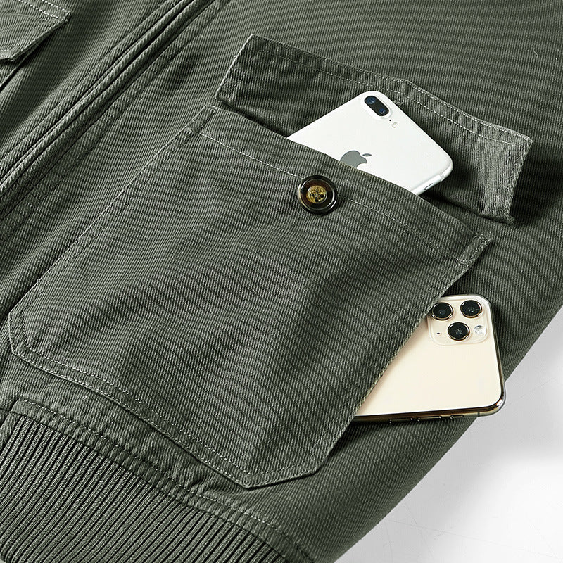 Men's pilot bomber jacket with Sherpa lining, shoulder flaps, and zipper Chichicherry