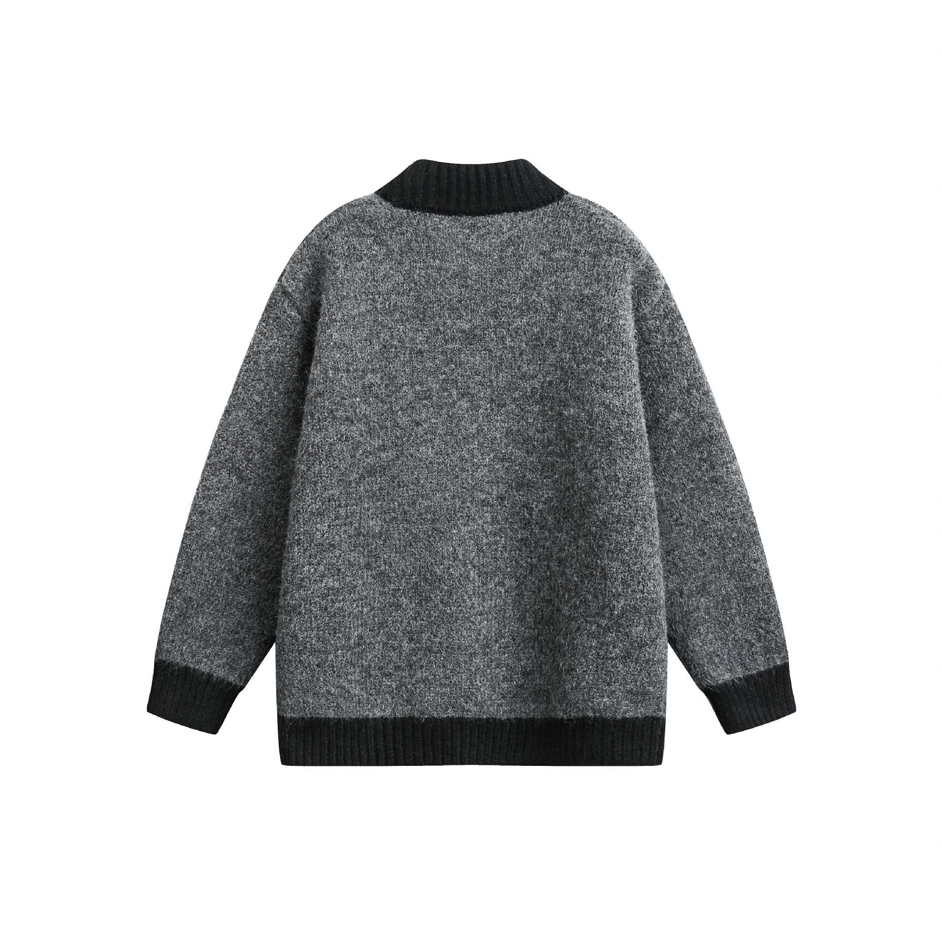 Women's chunky knit zip jacket with high ribbed collar and two-tone cuffs Chichicherry