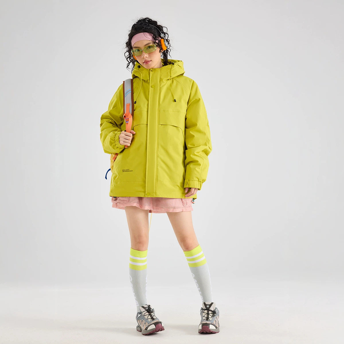 Women's waterproof breathable hooded jacket in technical oversized cut Chichicherry