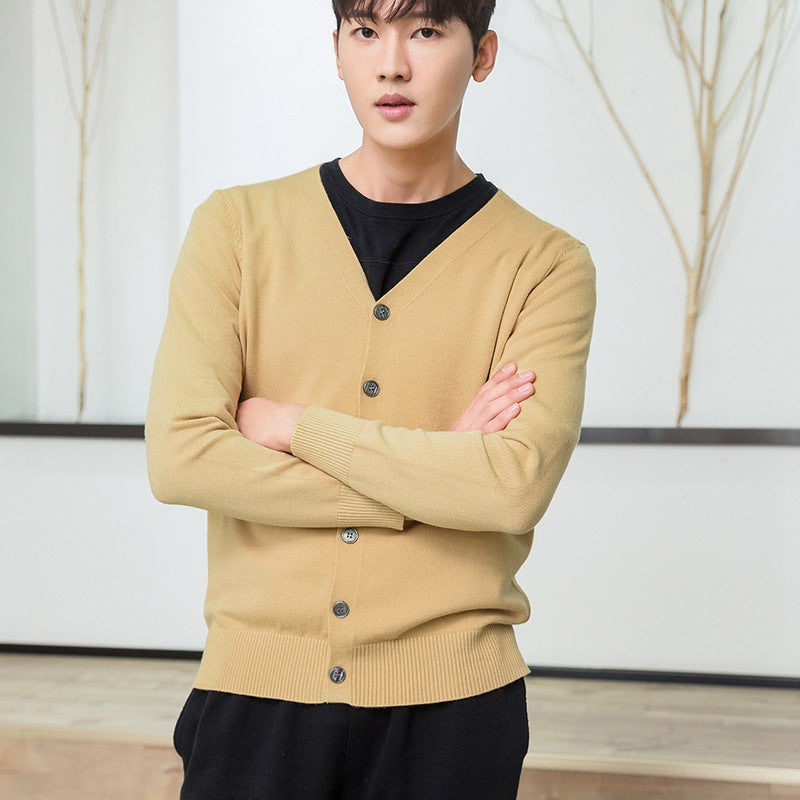 Men's fine V-neck cardigan made of lightweight fine knit with ribbed hem Chichicherry