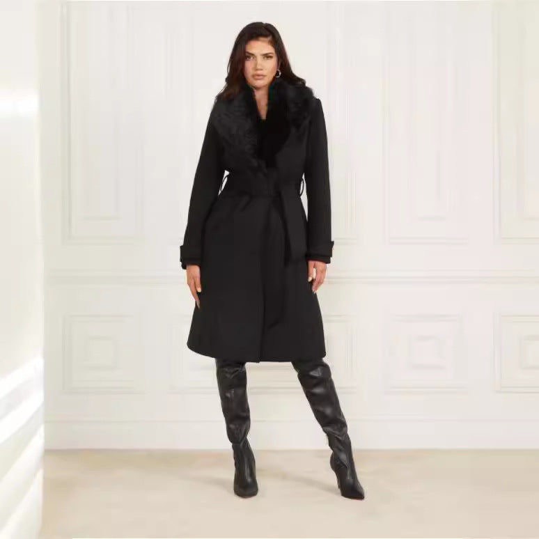 Women’s wool coat with detachable fur collar and waist belt Chichicherry