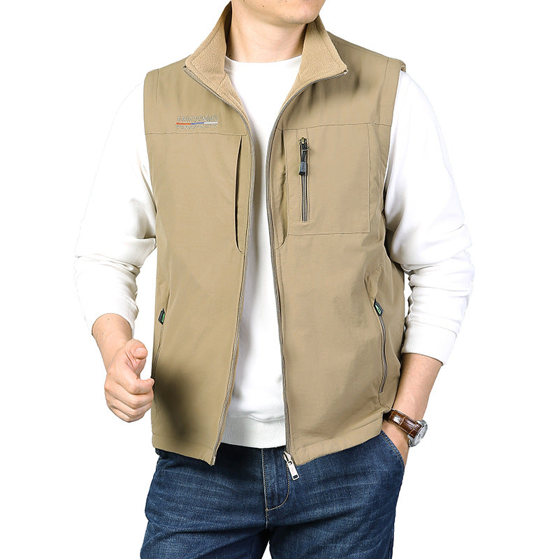 Men's Lightweight Multifunctional Outdoor Vest with Zipper Pockets and Stand Collar Chichicherry