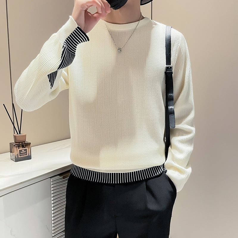 Herren Feinstrick-Pullover mit dezenter Rippenstruktur und kontrastiertem Saum Chichicherry