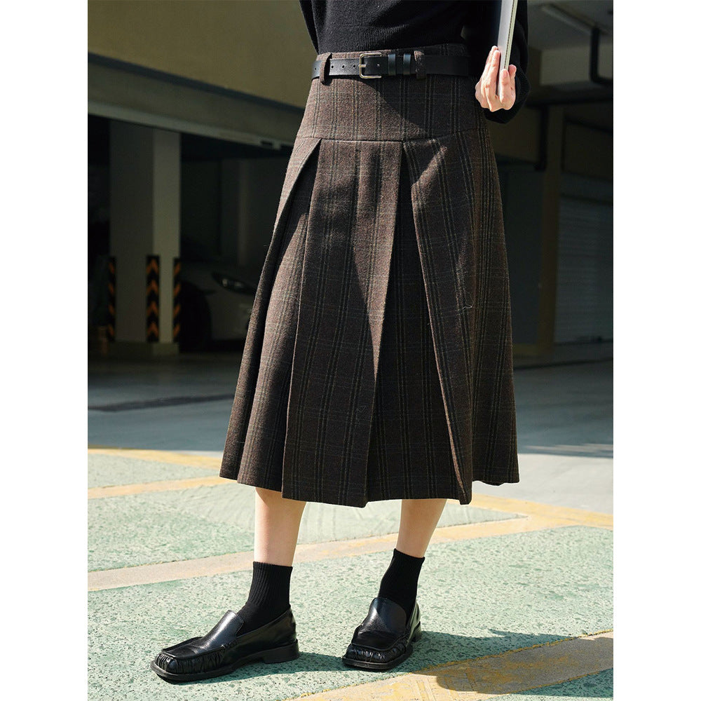 Women's Wide Checkered Culotte Pants with High Waist, Pleats and Flowing Wool Look Chichicherry
