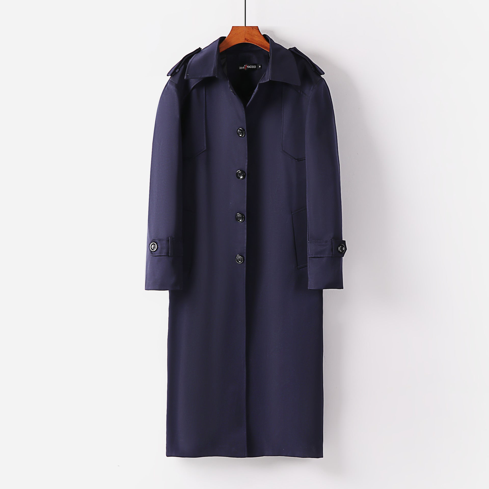 Women's elegant light trench coat with epaulettes and button placket Chichicherry