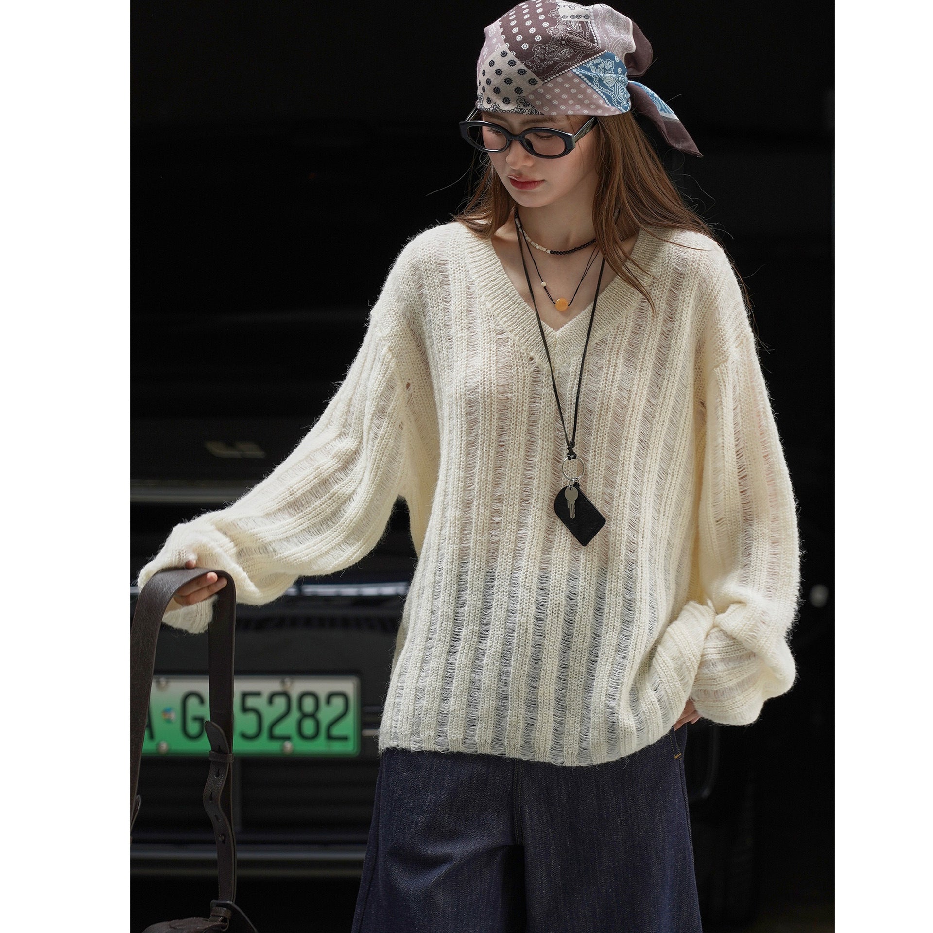 Women Casual V-Neck Sweater made of Fluffy Mix with Structured Rib Look Chichicherry
