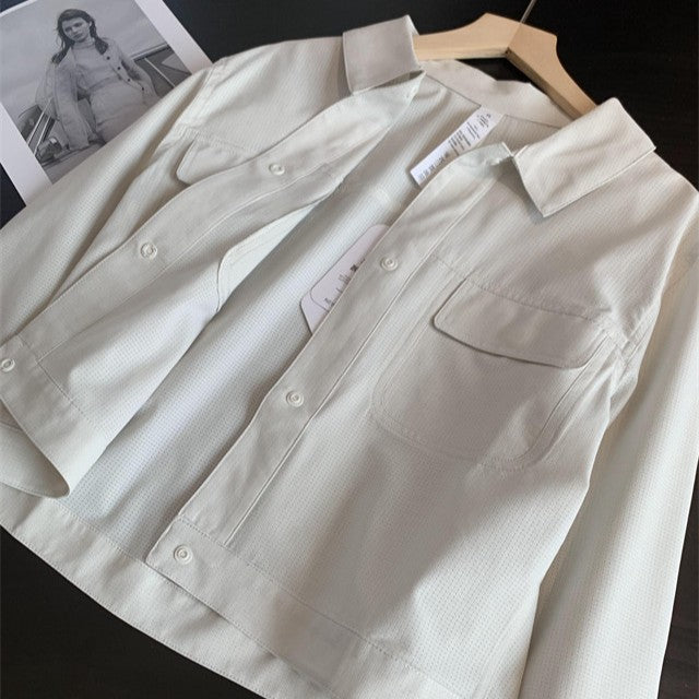 Women's Short Overshirt Jacket made of textured canvas with chest pockets Chichicherry