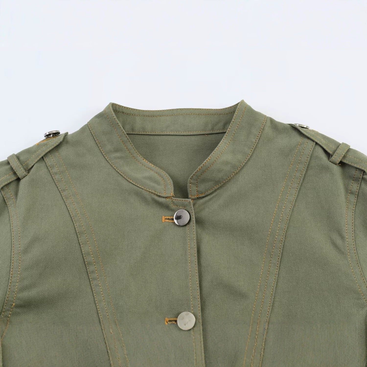 Women's short jacket in utility style with stand-up collar and shoulder straps Chichicherry