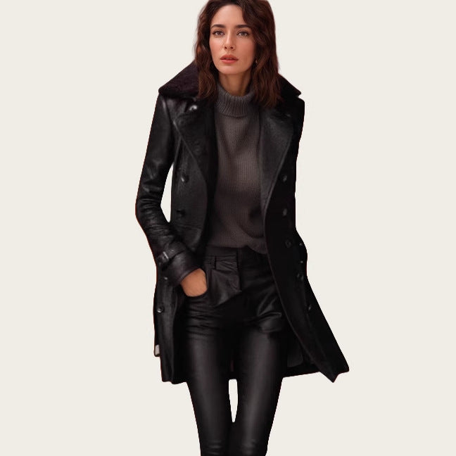 Women's long coat made of nappa leather with contrasting lambskin collar and tailored cut Chichicherry