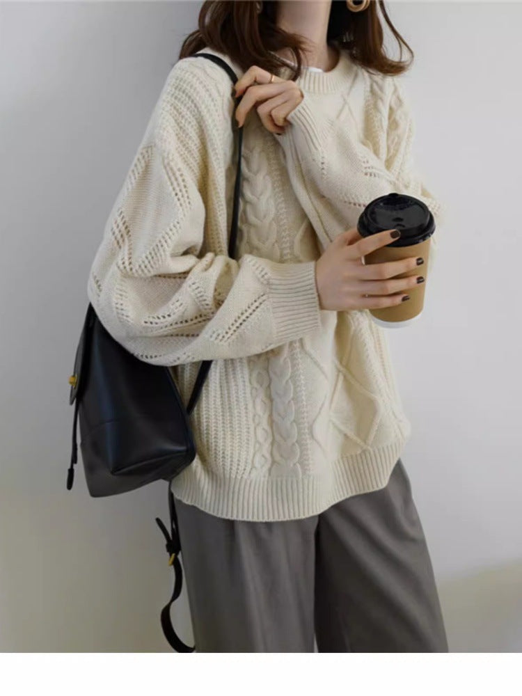 Women's Oversize Cable Knit Sweater with Lace Details and Ribbed Hem Chichicherry