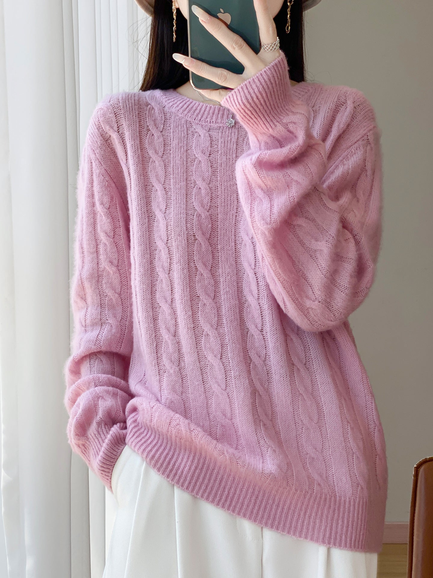 Women's Plus Size Cable Knit Sweater in Mohair Look with Ribbed Hem Chichicherry