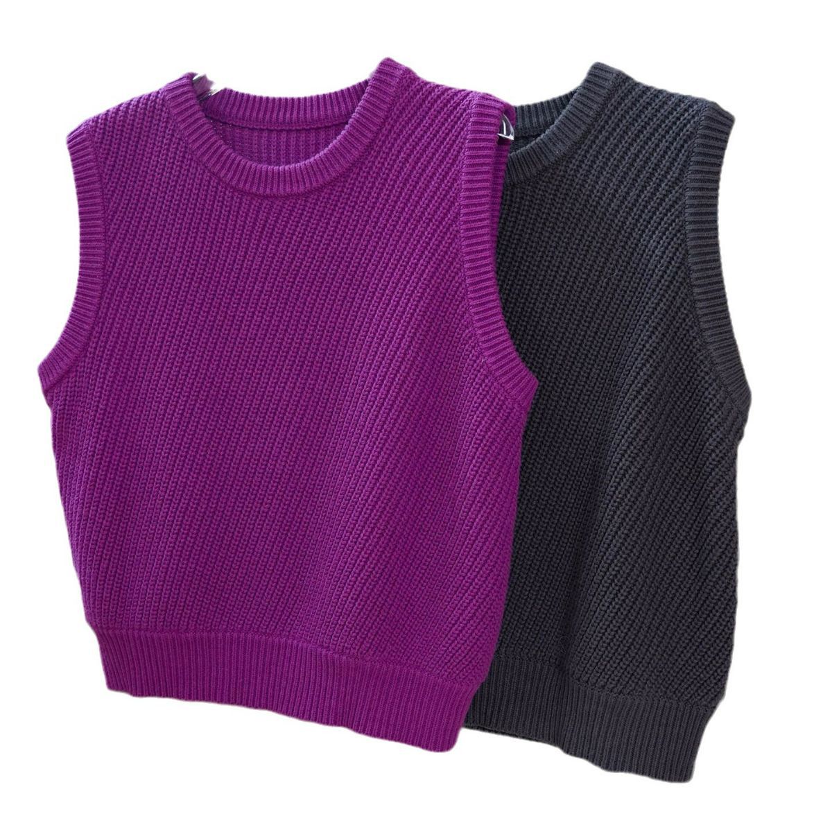 Women Oversized Ribbed Knit Vest made of Cotton Blend with Ribbed Hem Chichicherry