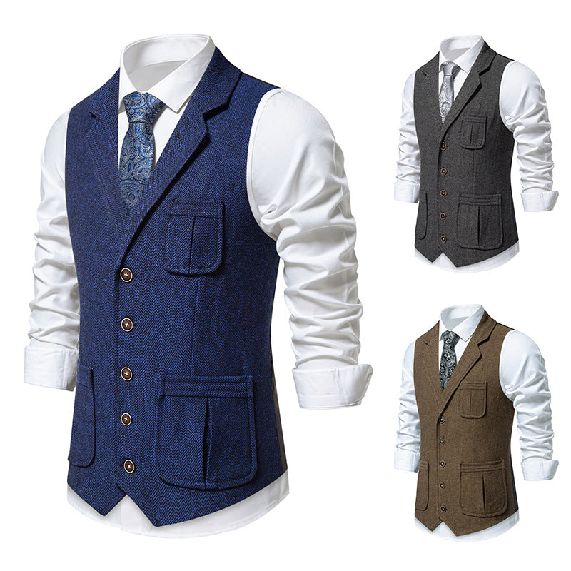 Men's tweed vest with herringbone pattern, notch collar, and flap pockets Chichicherry