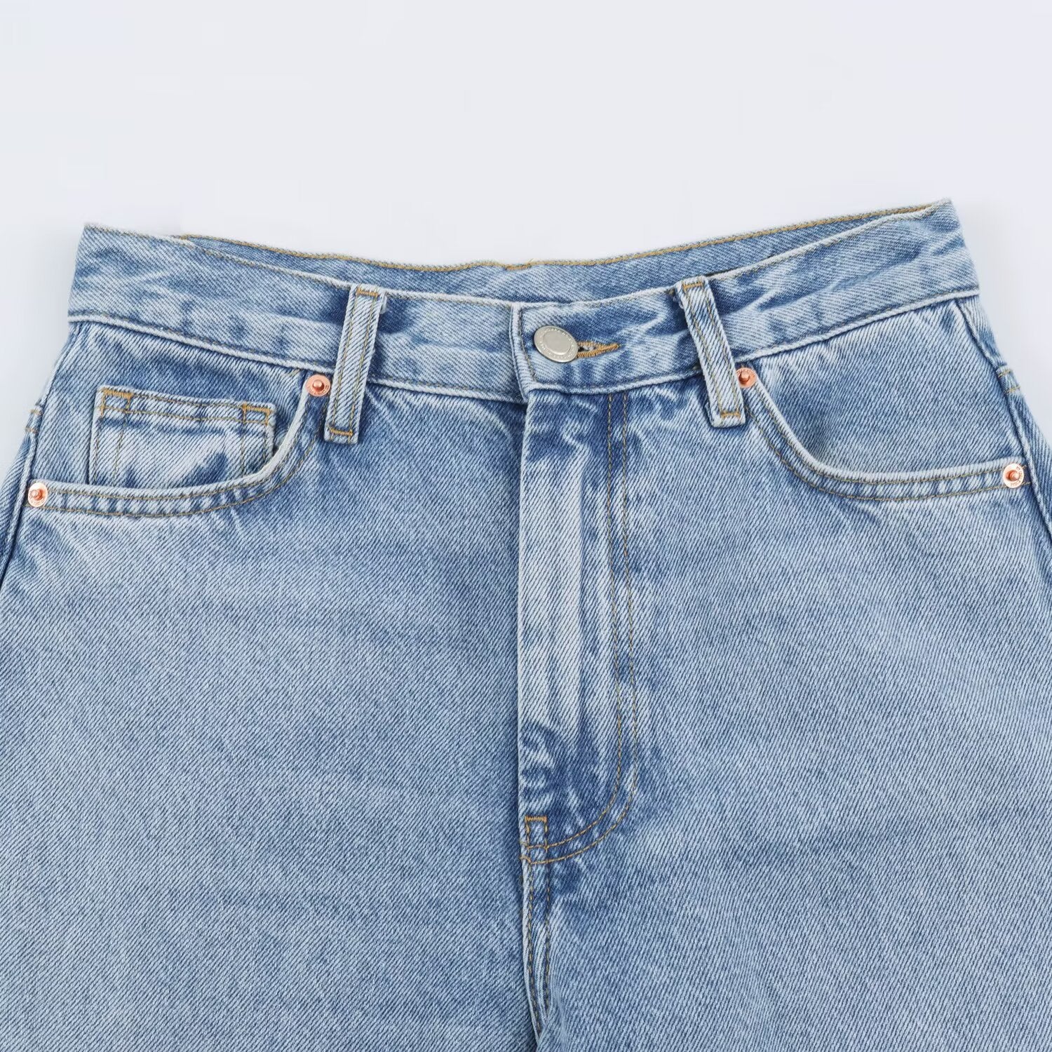 Women High-Waisted Relaxed Jeans with Tapered Leg Chichicherry
