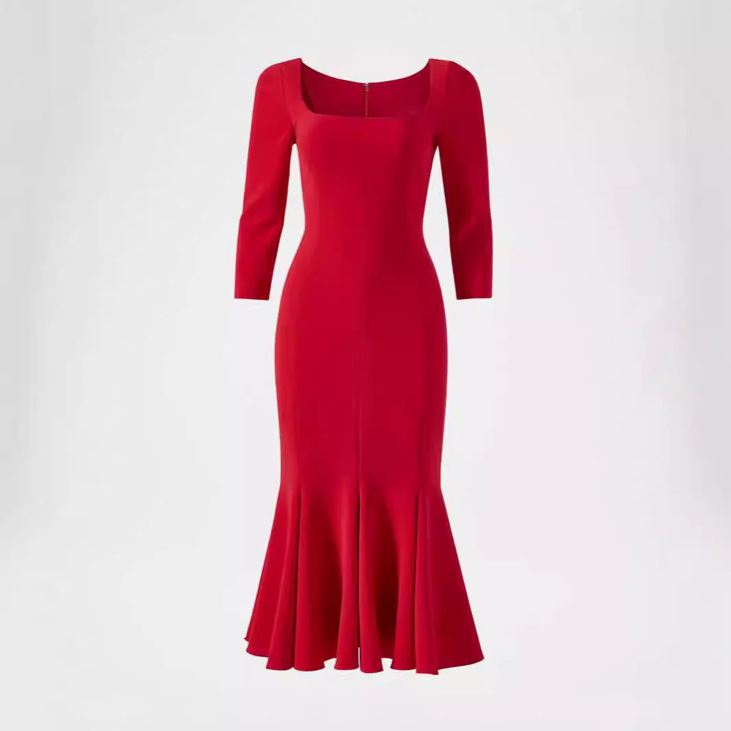 Women's Figure-Hugging Midi Dress with Square Neckline and Mermaid Hem Chichicherry