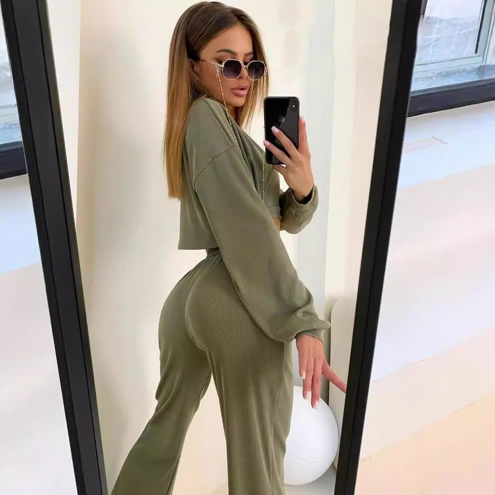 Damen Ripp-Lounge-Set mit Cut-Out Croptop, Oversize Cropped Pullover und High-Waist Jogginghose Chichicherry