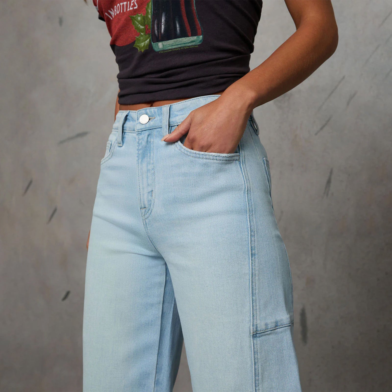 Women High-Waist Jeans in wide leg shape with side pocket Chichicherry