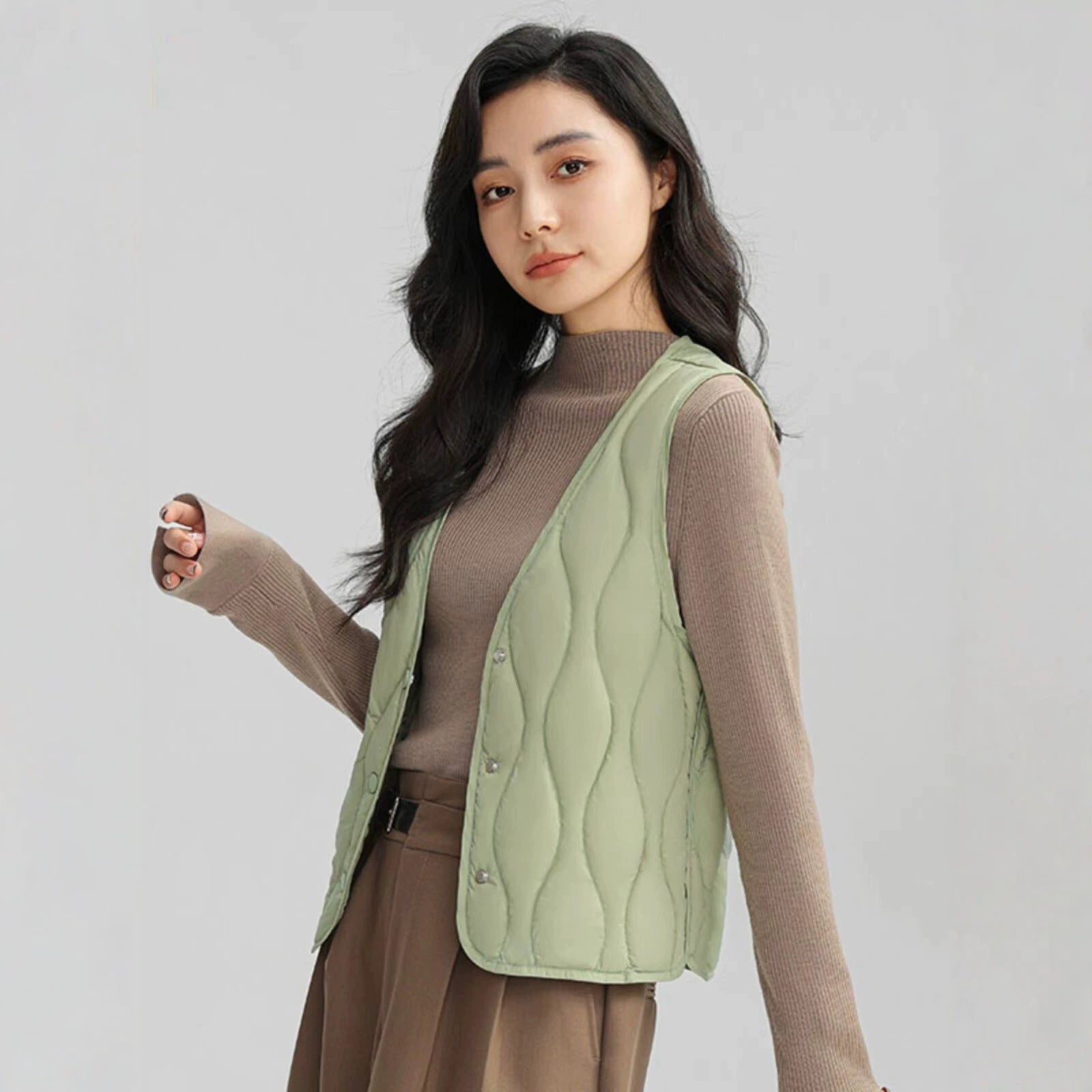 Women Long Quilted Thermal Vest with Ergonomic Wave Quilting Chichicherry
