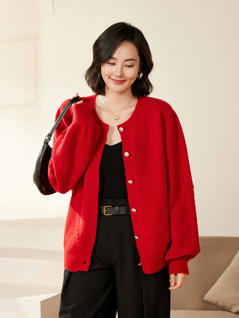 Ladies' knitted cardigan with textured pattern, balloon sleeves and mother-of-pearl button placket Chichicherry