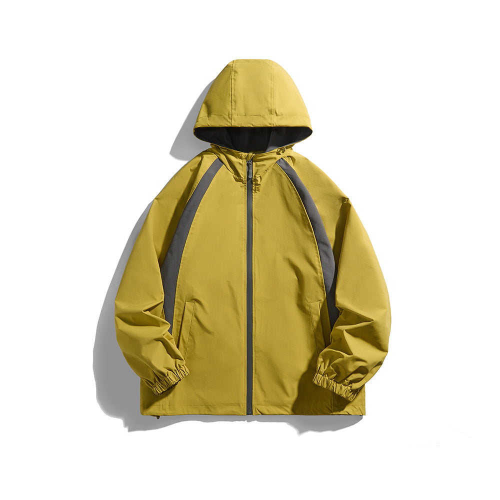 Men's hooded windbreaker in sporty color block design with adjustable hem Chichicherry