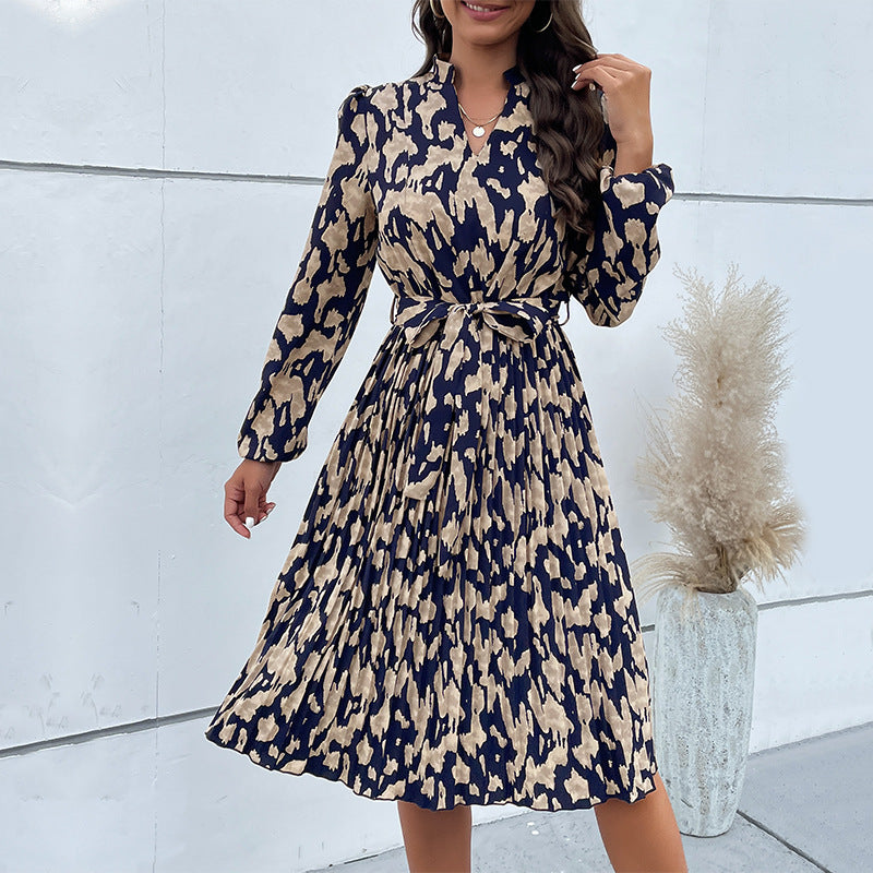 Women's Elegant Midi Dress with Pleated Skirt, V-Neck and Waist Belt Chichicherry