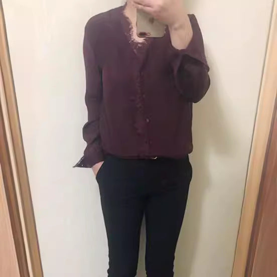 Women Elegant Blouse with Lace Decoration Chichicherry