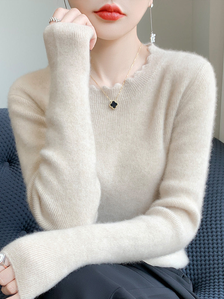 Women's Soft Fine Knit Sweater with Wavy Round Neckline and Cashmere-like Surface Chichicherry