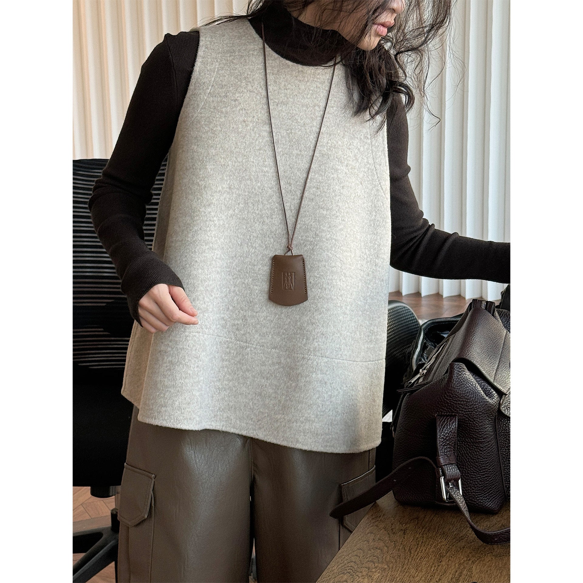 Women Boxy Wool Felt Vest with A-Line Cut and Inset Pockets Chichicherry