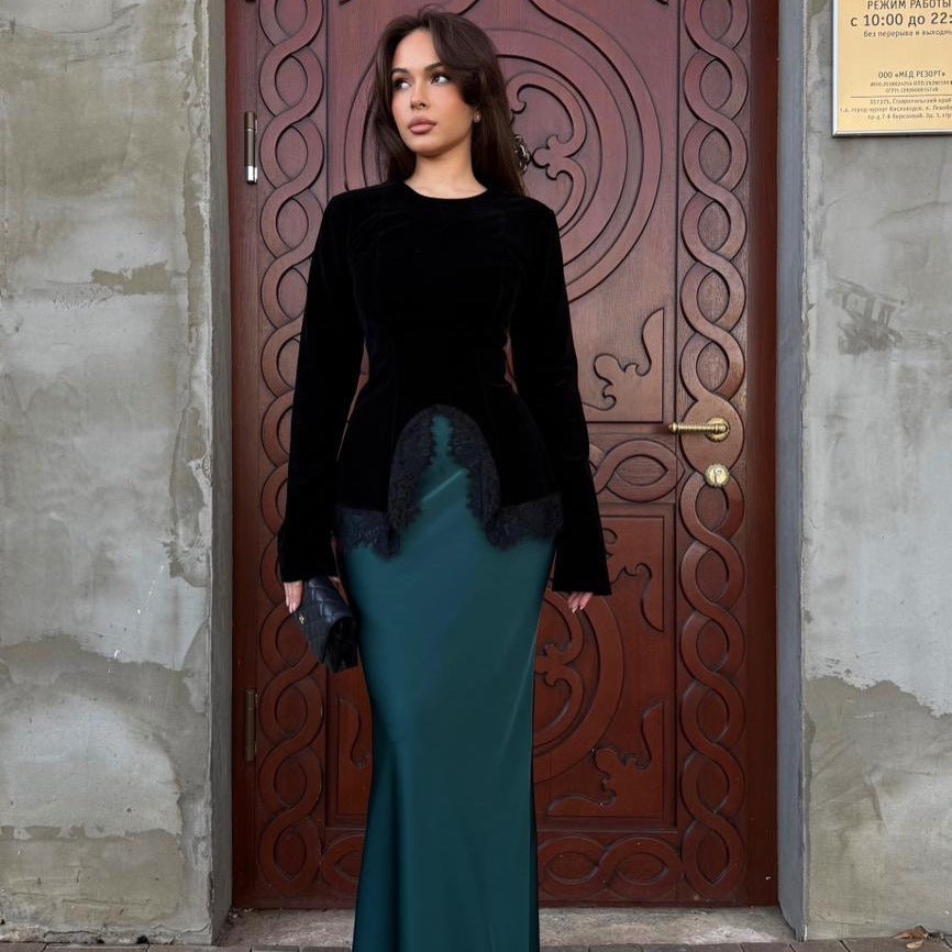 Women Elegant Velvet Long Sleeve with Lace Trim and Semi-Circular Front Slit Chichicherry