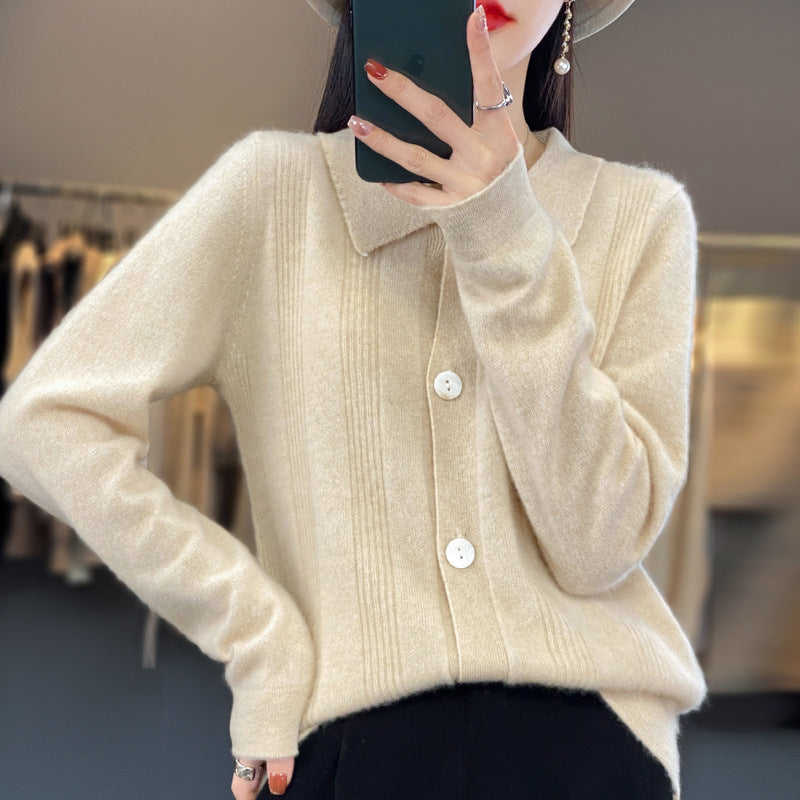Women's button cardigan with shirt collar and fine vertical rib structure Chichicherry