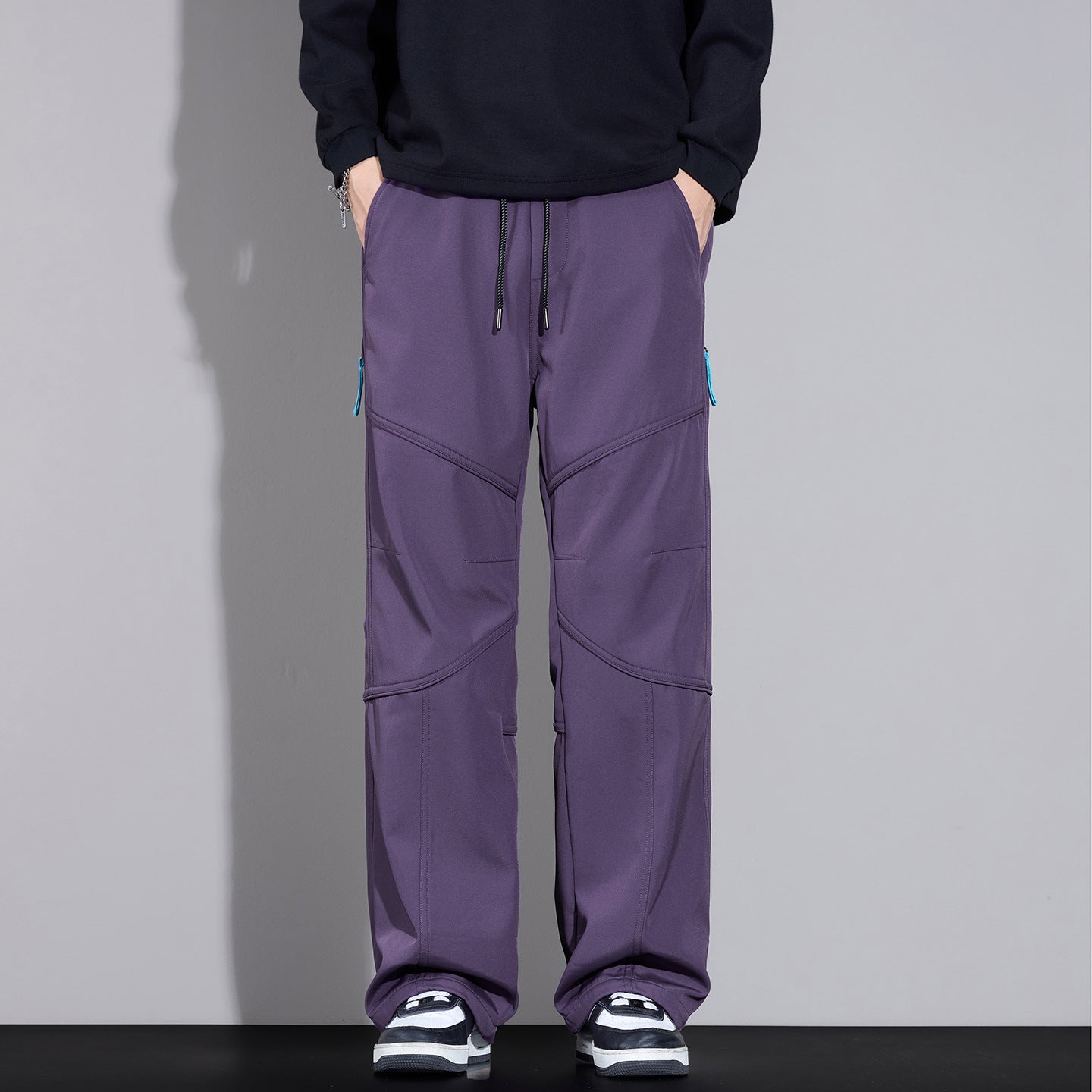 Men's Loose-Fitting Cargo Pants with Drawstring, Knee Panels and Multi-Pockets Chichicherry