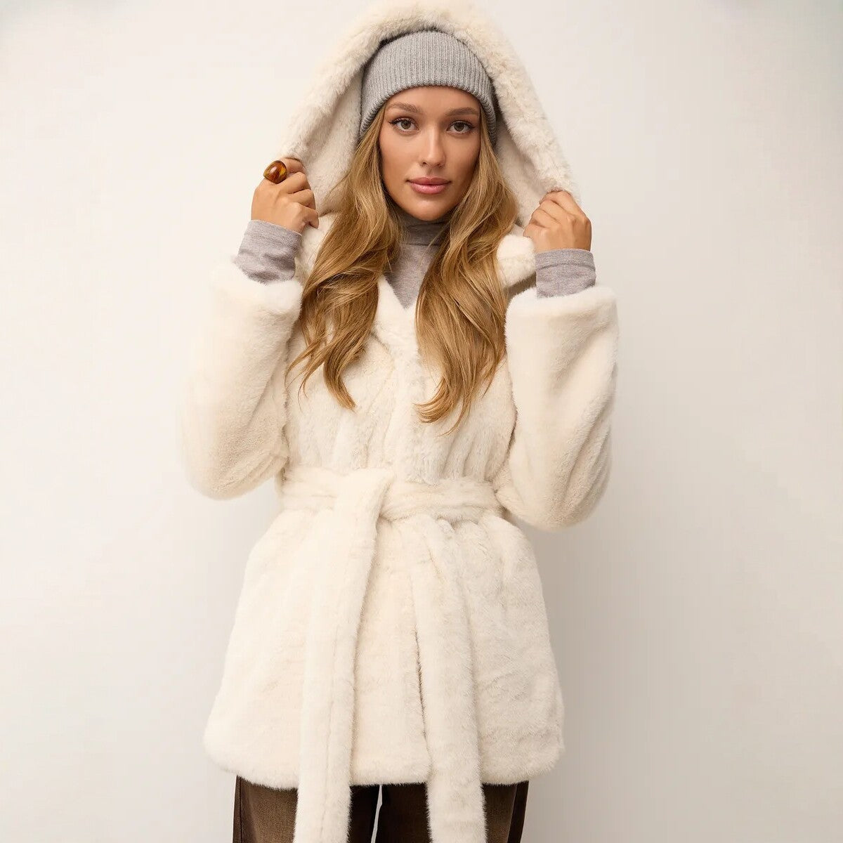 Women's Faux Fur Coat with Hood and Waist Belt Chichicherry