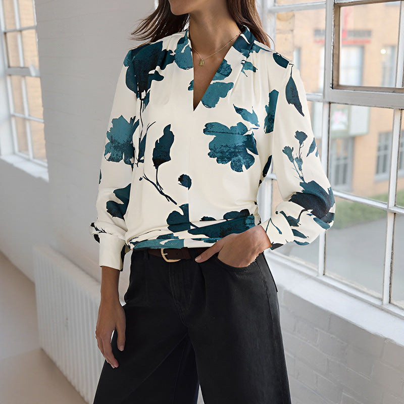 Women's viscose blouse with floral watercolor print, V-neck and cuffed sleeves