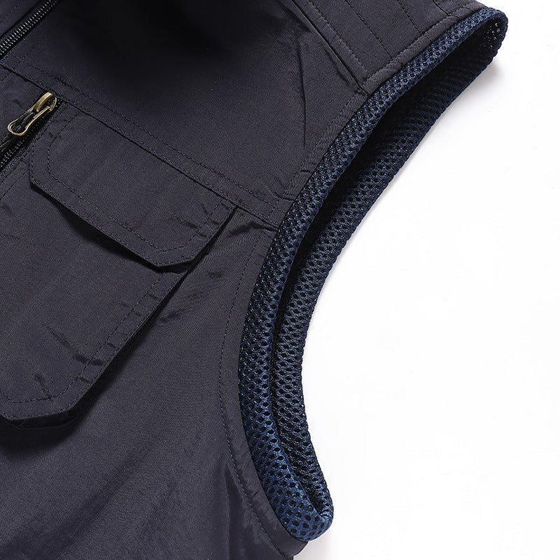 Men's multifunctional outdoor utility vest with mesh lining and multiple pockets Chichicherry