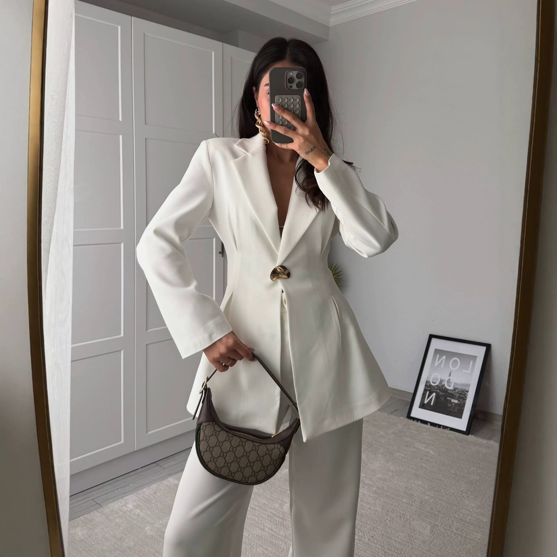 Damen Taillierter Longblazer mit goldener Statement-Schnalle Chichicherry