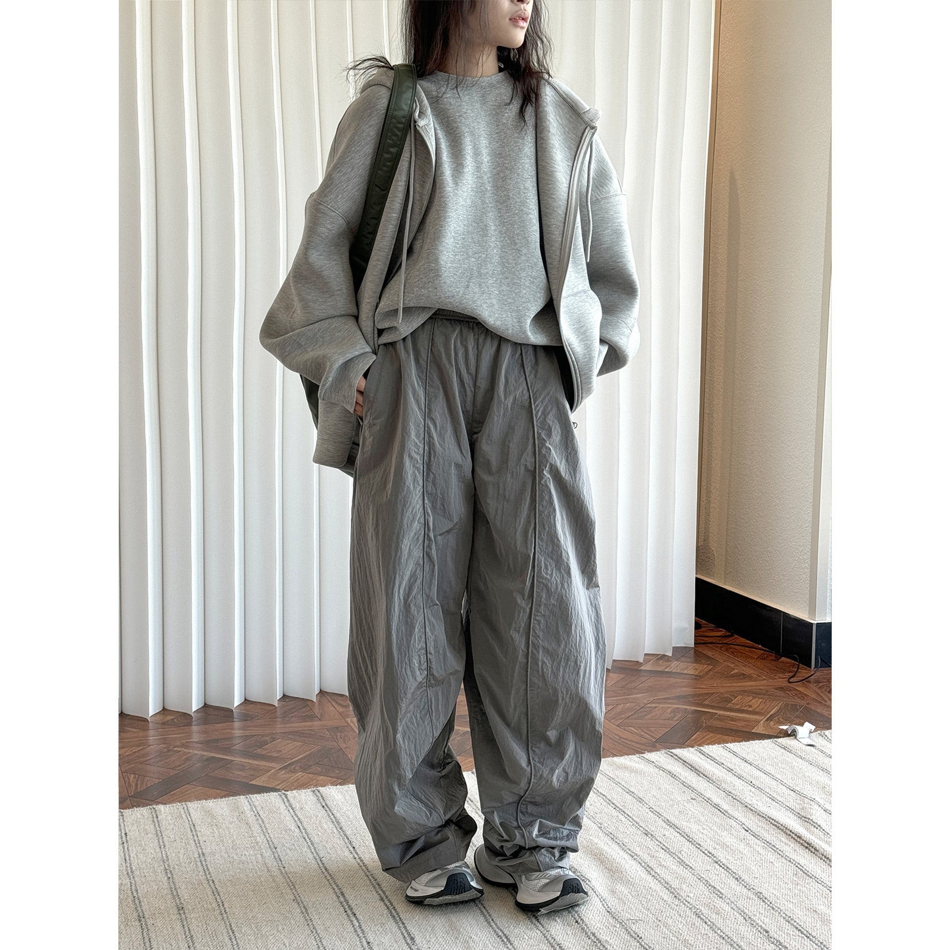 Women's Wide High-Waist Palazzo Pants with Crinkle Look and Pleats Chichicherry
