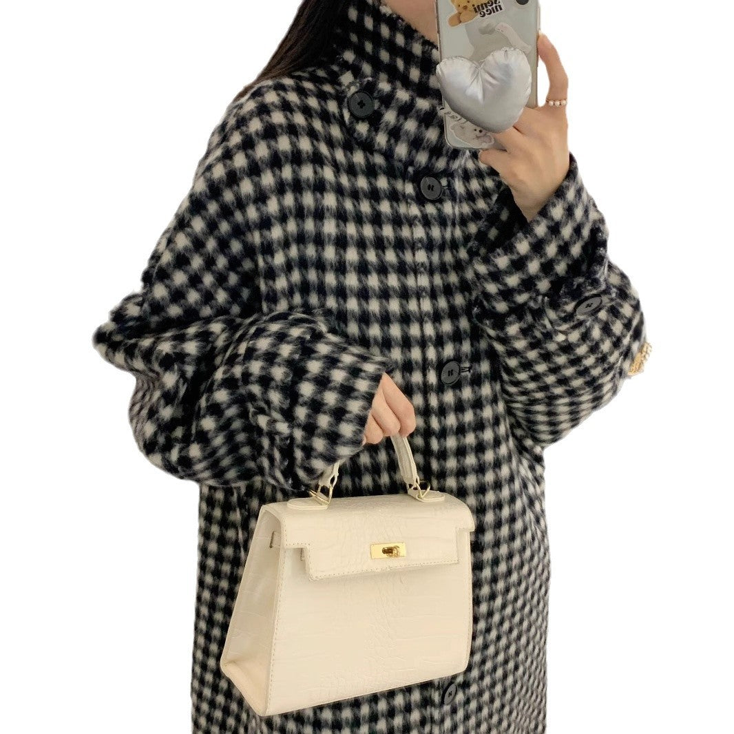 Women's Houndstooth Oversize Wool Blend Coat with Wide Cut and Button Closure Chichicherry